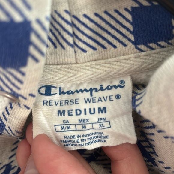 Champion Plaid Sweater | Unisex Medium - Picture 3 of 3